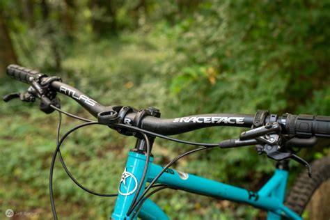 The Race Face Atlas Handlebar Makes Trail Bikes More Aggressive