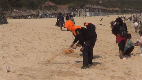 Dugaan Pencemaran Limbah Di Pantai Krakal Dan Slili Dlh Gunungkidul