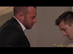 Big Cock Stud Blows Load Free Mobile Porn Videos IPornTV