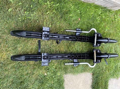 Mercedes E Class Estate W212 Roof Bars With Bike Carriers And Thule Locks Ebay