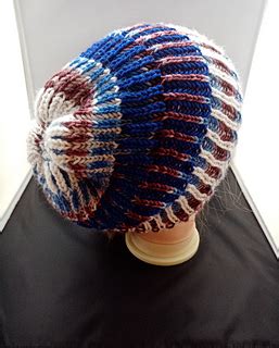 Ravelry: alrightyyheidi's Syncopation Adoration Hat
