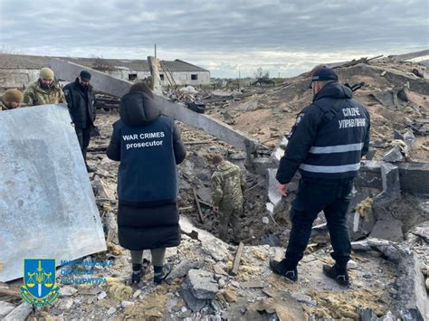 Сьогоднішня ракетна атака: «прильот» однієї з російських ракет ...