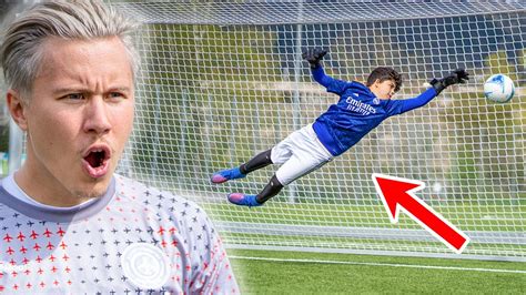 Years Old Goalkeeper Exposes Everyone In A Goalkeeper Battle Youtube