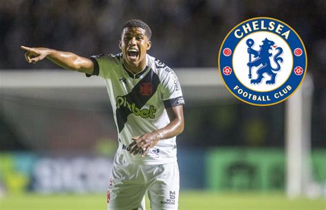 Chelsea Target Drops Major Transfer Hint Amid Reports Claiming A Deal