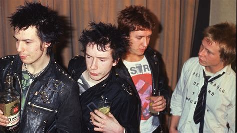 Johnny Rotten Perde Processo Sobre M Sicas Dos Sex Pistols Em S Rie De Tv