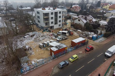 W P Ocku Powstaje Kolejny Blok Z Mieszkaniami Na Start P Ock Radio Eska