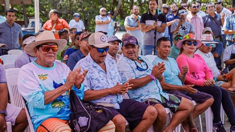 Inicia Dragado De La Laguna De Las Salinas En Zihuatanejo Con Apoyo De