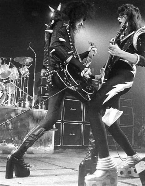 Pin By Jesus Guerrero Nicho On Rock Kiss Pictures Kiss Army Ace Frehley