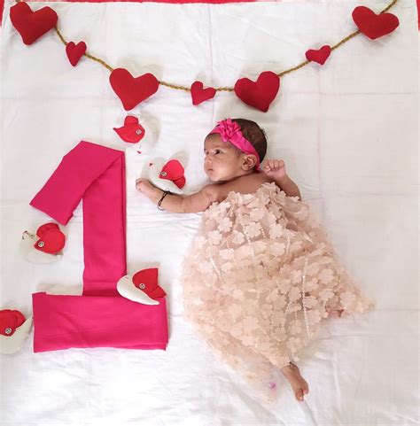 1 Month Baby Photoshoot Baby Month By Month 1 Month Baby Baby