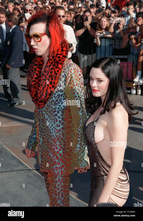 Marilyn Manson And Rose Mcgowan Hi Res Stock Photography And Images Alamy