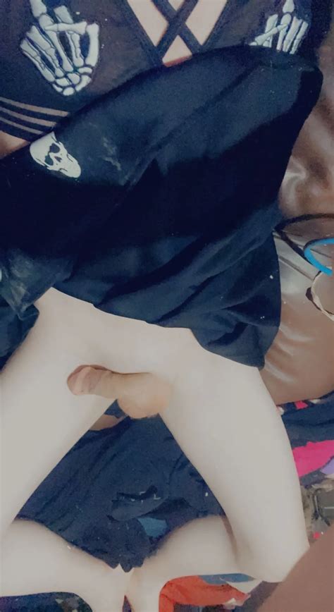 Programmed To Serve Nude Pics XHamster