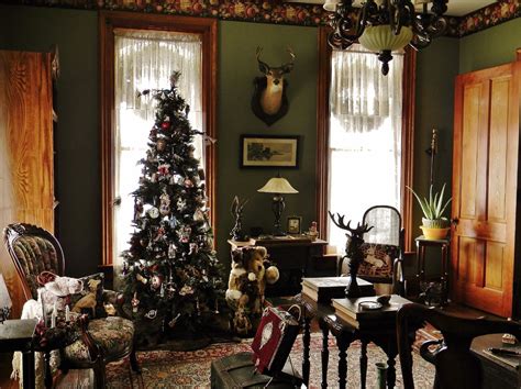 The Parlor Dressed In Victorian Christmas Splendor Victorian