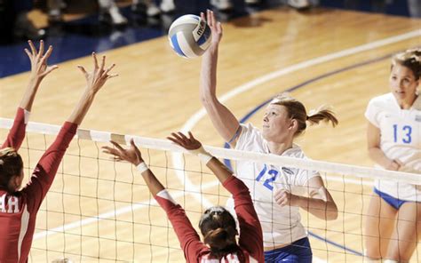 Dolore Alla Spalla Durante La Schiacciata Di Pallavolo