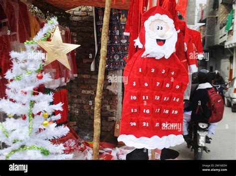 Islamabad Pakistana Vendor Is Displaying And Selling Santa Claus