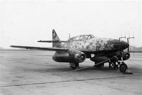 Aircraft 1945 Allemagne Un Messerschmitt Me 262b 1au1 Aux Mains