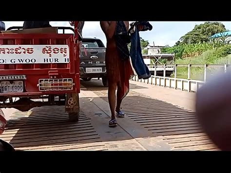 Khmer Man On The Boat XVIDEOS