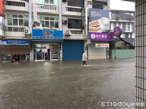 雲林北港多處淹水封路「停班停課」 鄉親：10多年沒淹過 Ettoday社會新聞 Ettoday新聞雲