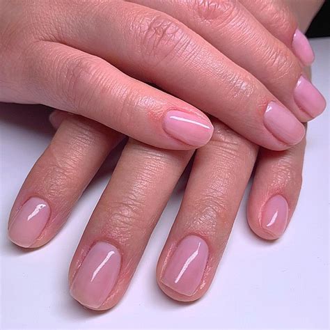 CND Shellac Clearly Pink לק ג ל היפואלרגני בצבע ורוד שקוף CND לקים