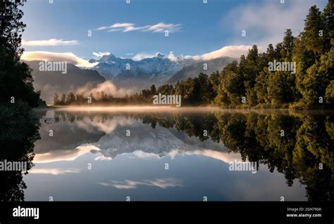 Lake Matheson sunrise, West Coast, South Island, New Zealand Stock ...