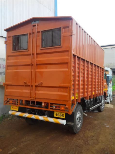 Feet Trucks Container At Best Price In India