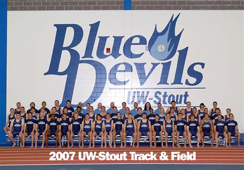 Men's Track and Field Photo Gallery - UW-Stout Athletics