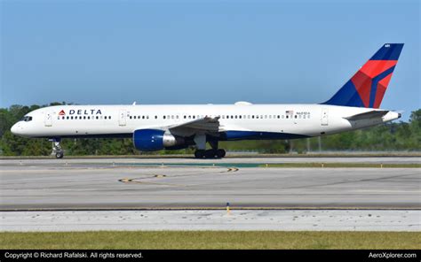 N681DA Delta Airlines Boeing 757 200 By Richard Rafalski