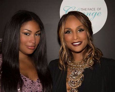 17 Best Images About Beverly Johnson On Pinterest In August Vogue