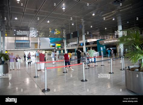 Cape Town International Airport Stock Photo Alamy