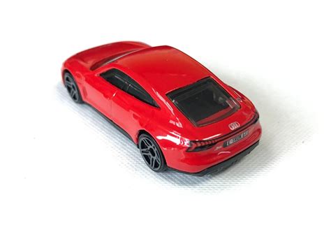 2022 Hot Wheels Audi Rs E Tron Gt Red Spun Loose Ebay