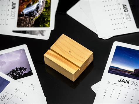 Wooden Stand Calendar