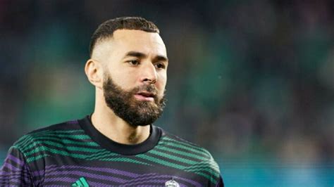 Karim Benzema L Attaquant Fran Ais Signe Son Retour En Yop L Frii