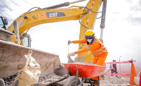 Arequipa Transfieren más de S 30 millones para obras en 11 distritos