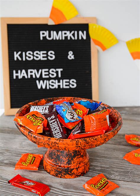 DIY Halloween Candy Dish - The Farmwife Crafts