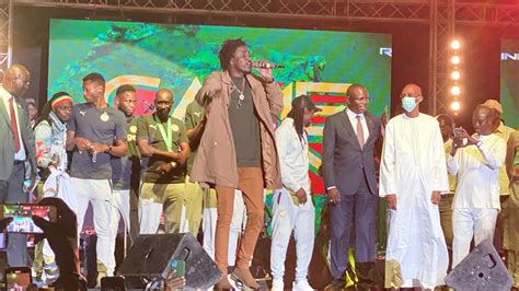 SPECIAL SARGAL LIONS YI AVEC WALLY SECK À LA PLACE DE LA NATION YouTube