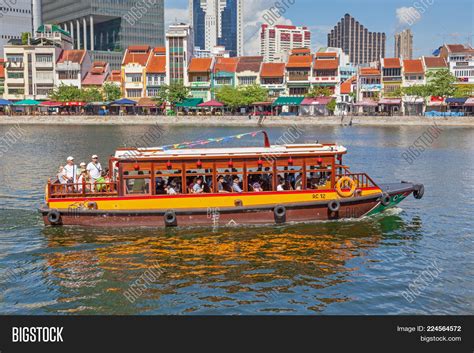 Boat Quay Singapore Image And Photo Free Trial Bigstock