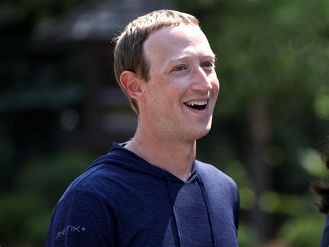 How Meta Ceo Mark Zuckerberg Spends His 65 Billion Fortune Entrepreneur