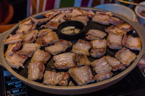 Cooking Some Korean Pork Belly Samgyeopsal Oc 2048 X 1365 Rfoodporn