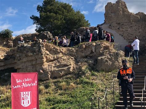 Abrera obre a la ciutadania el Castell de Voltrera i el Balcó de Montserrat