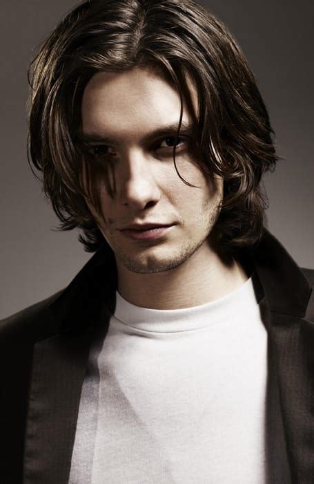 Stylish Middle Part Hairstyles For Men In The Trend Spotter