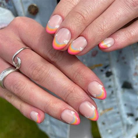 30 Rainbow Nails You Need To Try This Summer Thuy San Plus