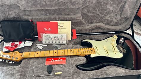 Fender American Professional Ii Stratocaster Black Maple Kilitli Burgu