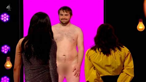 Naked Attractions Anna Richardson Scolds Nude Contestant For Winking At