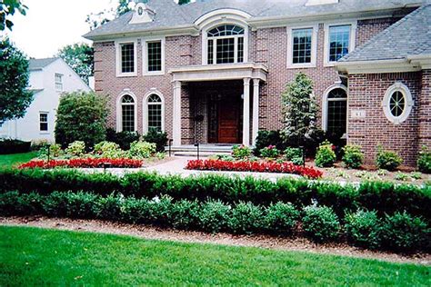 Lawn & Landscape Maintenance | Landscape America