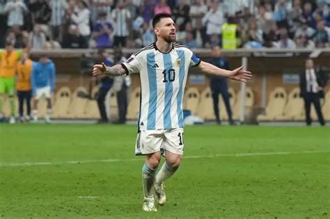 Playsport Leo Messi a anunțat că se retrage din națională dar a fost