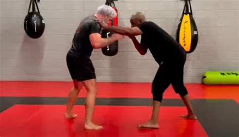 Video Jon Jones Wrestles With Gordon Ryan Ahead Of Stipe Miocic Fight