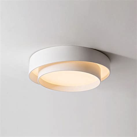 White Metal Circular Flush Mount Ceiling Lamp Nordic Style Led Flush Mount Lighting For Bedroom