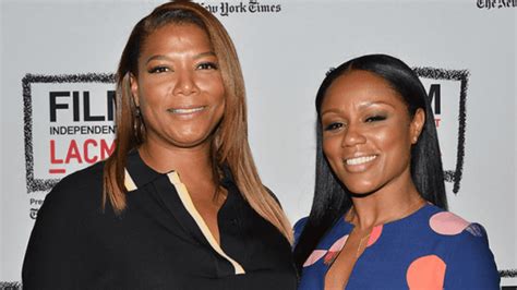 Jeanette Jenkins Queen Latifah Kissing