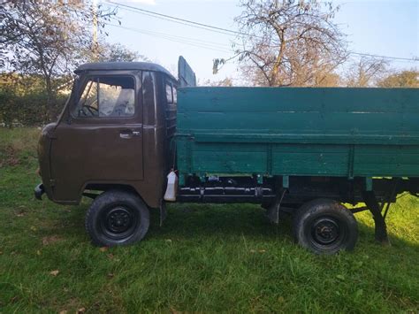 Продам уаз бортовий: 1 900 $ - УАЗ Яблунів на Olx
