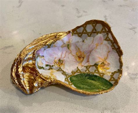 Oyster Shell Orchid Jewelry Dish Keepsake Ring Holder Shell Decor