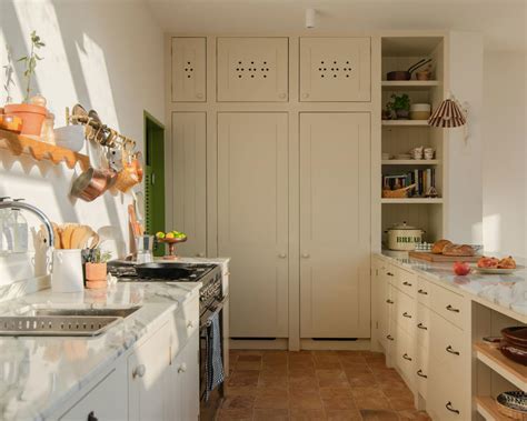 Floor To Ceiling Kitchen Storage Can Make Your Space Look Expensive